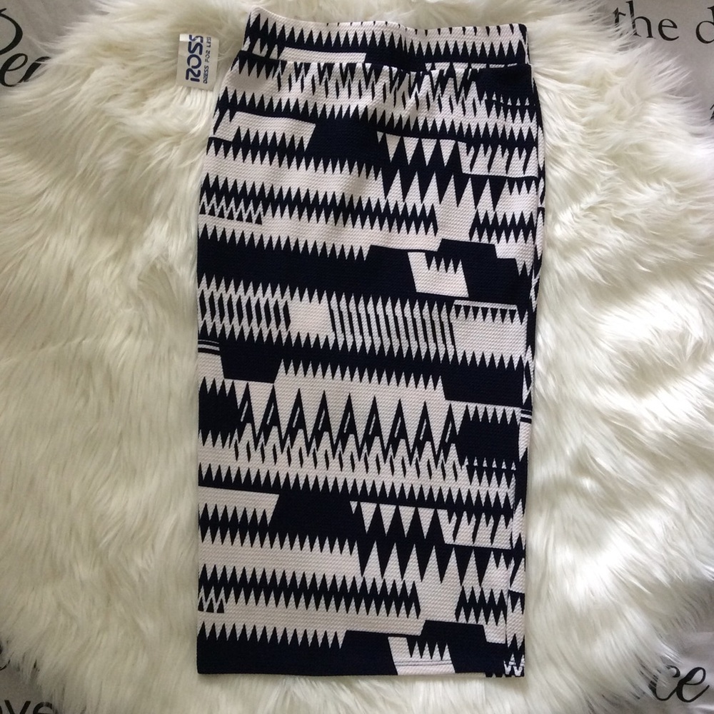 Navy Blue and White Pencil Skirt!